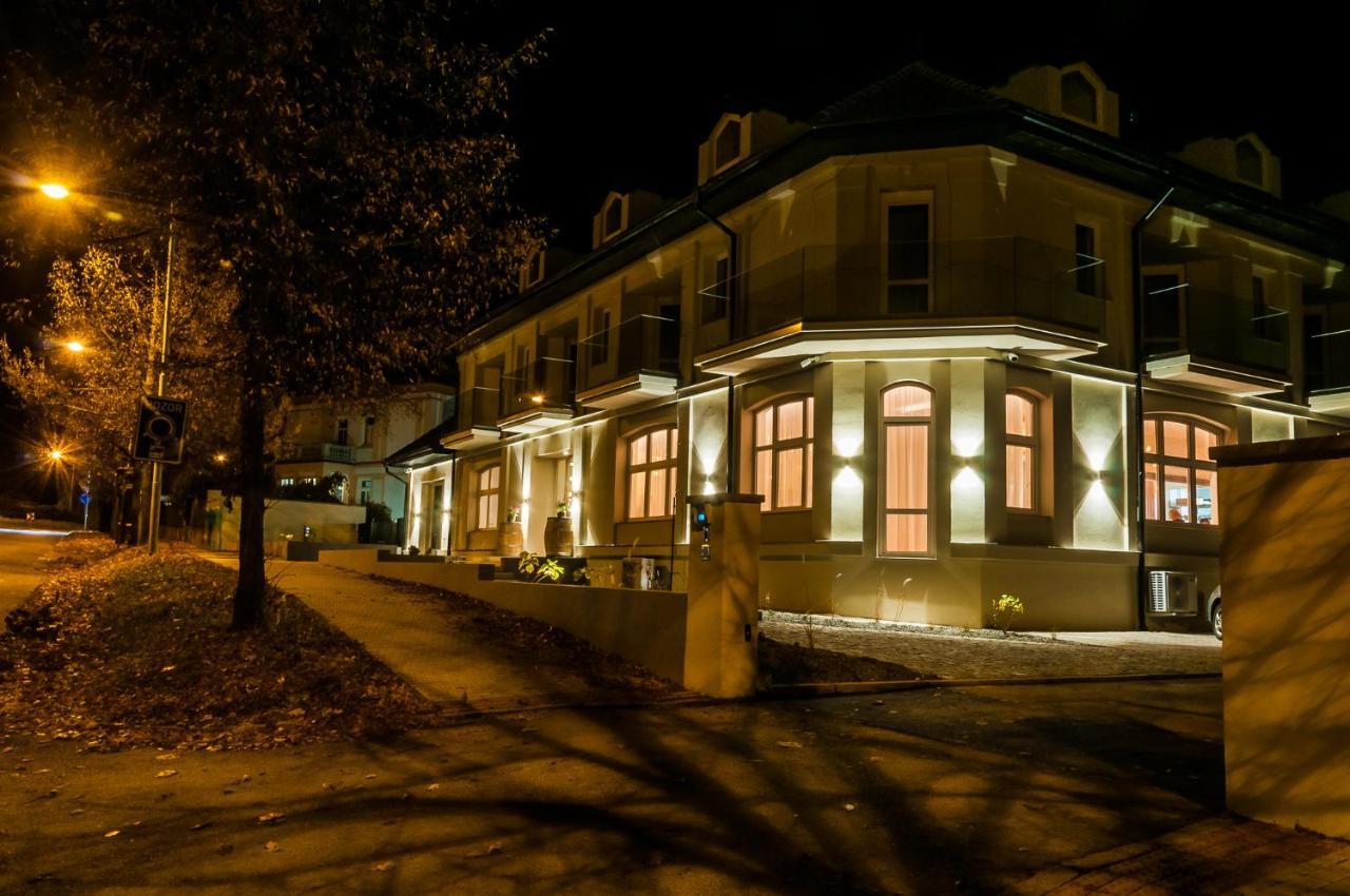Hotel U Kaplicky Písek Kültér fotó