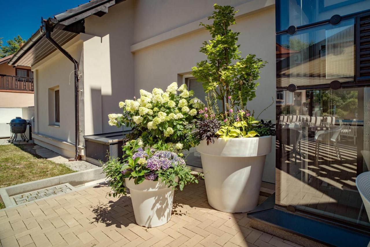Hotel U Kaplicky Písek Kültér fotó
